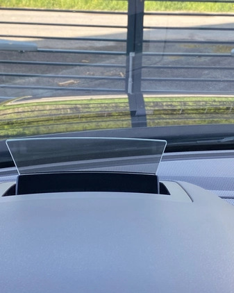 Volkswagen Tiguan cena 129900 przebieg: 77679, rok produkcji 2019 z Warszawa małe 631